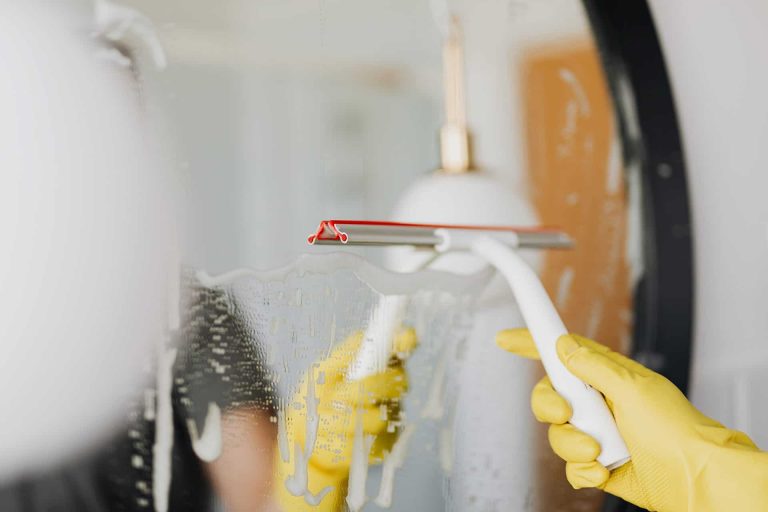 Cleaning checklist – 20 items to spring clean 28 Cleaning checklist – 20 items to spring clean